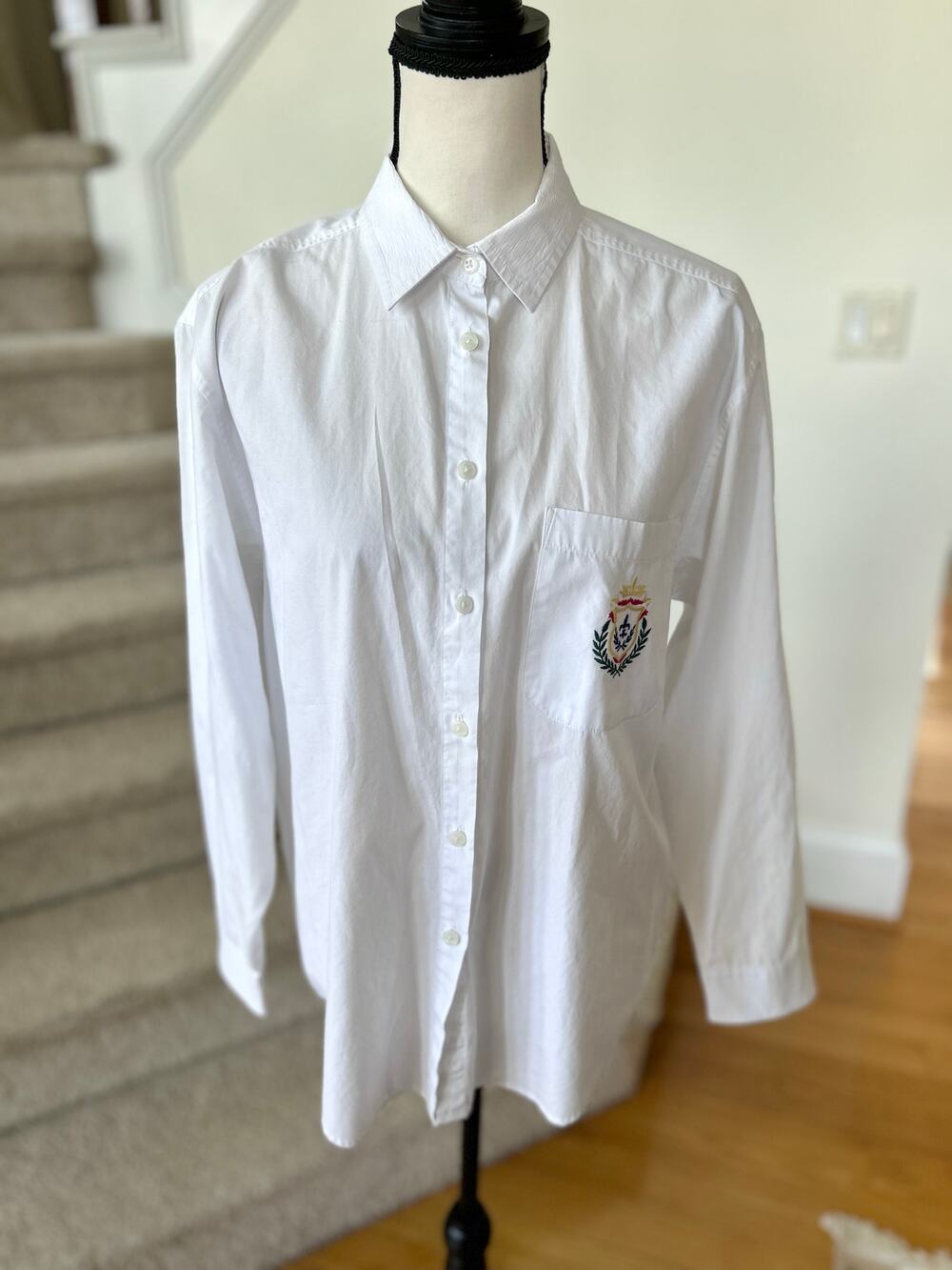 Vintage Talbots White Fleur De Lis Logo Long Sleeve Button Down Shirt